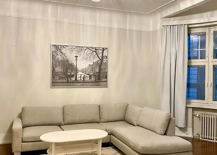 Elegant Jugend Retreat 79m2 Helsinki